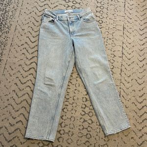 Abercrombie & Fitch Curve Love The ‘90s Straight Low Rise 29/8s